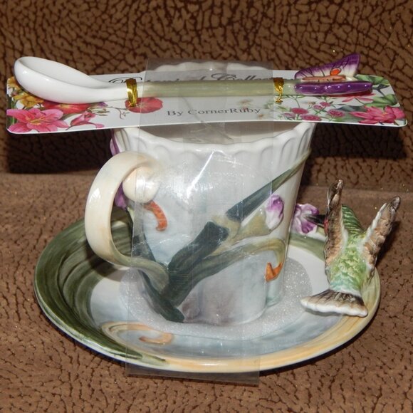 Botanical Collection Corner Ruby Hummingbird Iris Teacup Saucer Spoon Set NWT - Picture 5 of 12